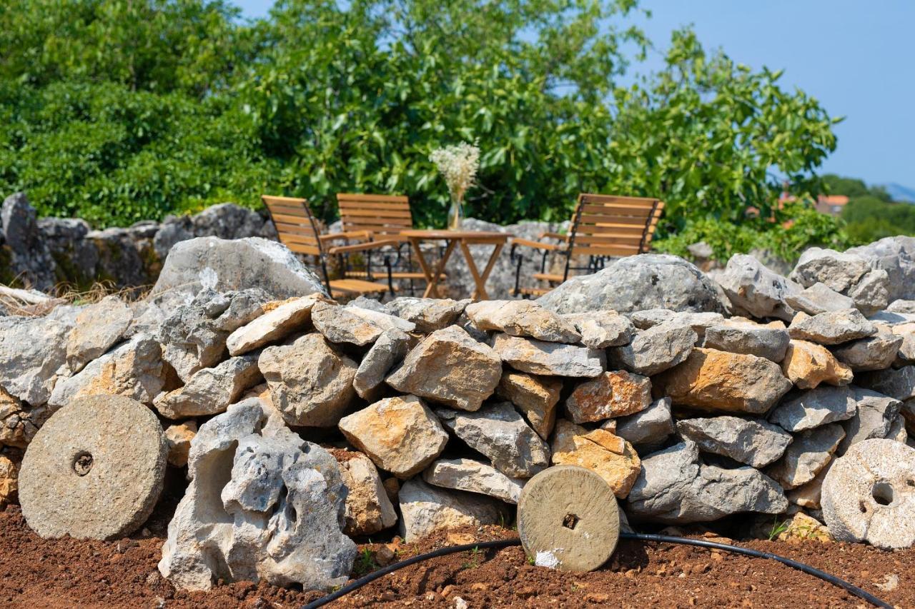 Vrh  Stone Mill Houseヴィラ エクステリア 写真
